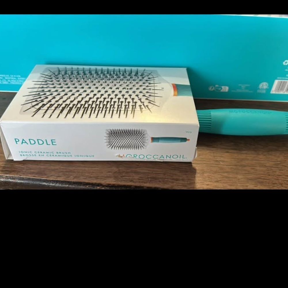 NIB Moroccanoil 4 in 1 Blow Dryer Brush + Moroccanoil ionic ceramic paddle brush - Picture 3 of 3